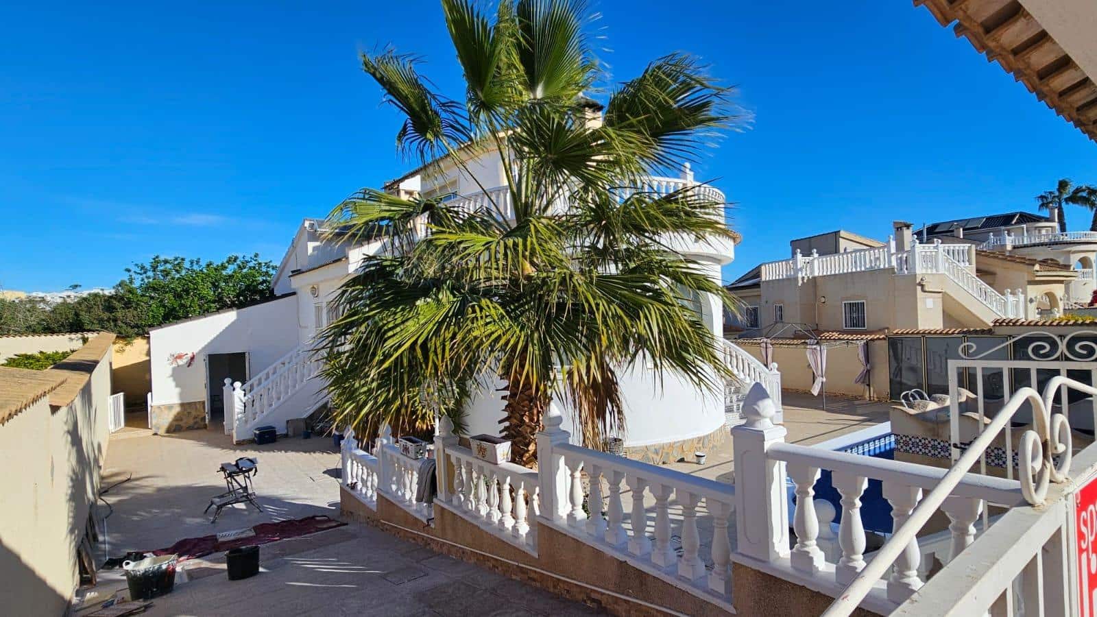 4 soveværelse Villa til salg i Lo Pepin med swimmingpool - € 399.950 (Ref: 8900113)