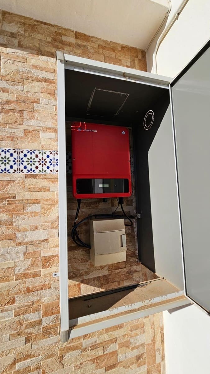 4 soveværelse Villa til salg i Lo Pepin med swimmingpool - € 399.950 (Ref: 8900113)