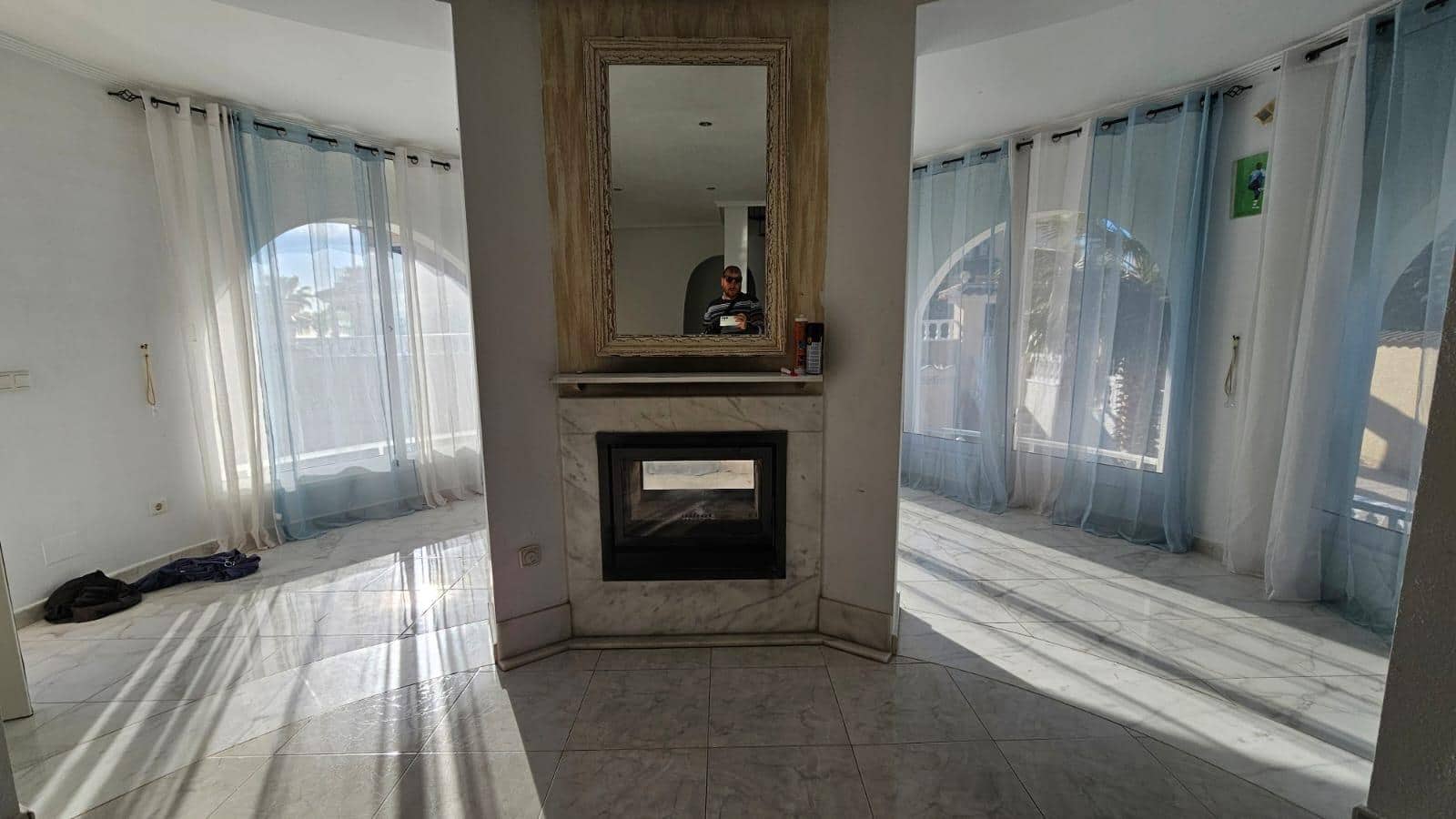 4 soveværelse Villa til salg i Lo Pepin med swimmingpool - € 399.950 (Ref: 8900113)