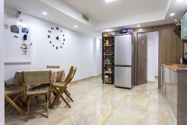 4 soverom Leilighet til salgs i Torrevieja - € 199 000 (Ref: 8950687)