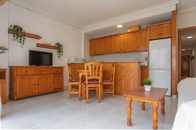 2 makuuhuone Kattohuoneisto myytävänä paikassa Playa del Cura, Torrevieja - 159 990 € (Ref: 8982576)