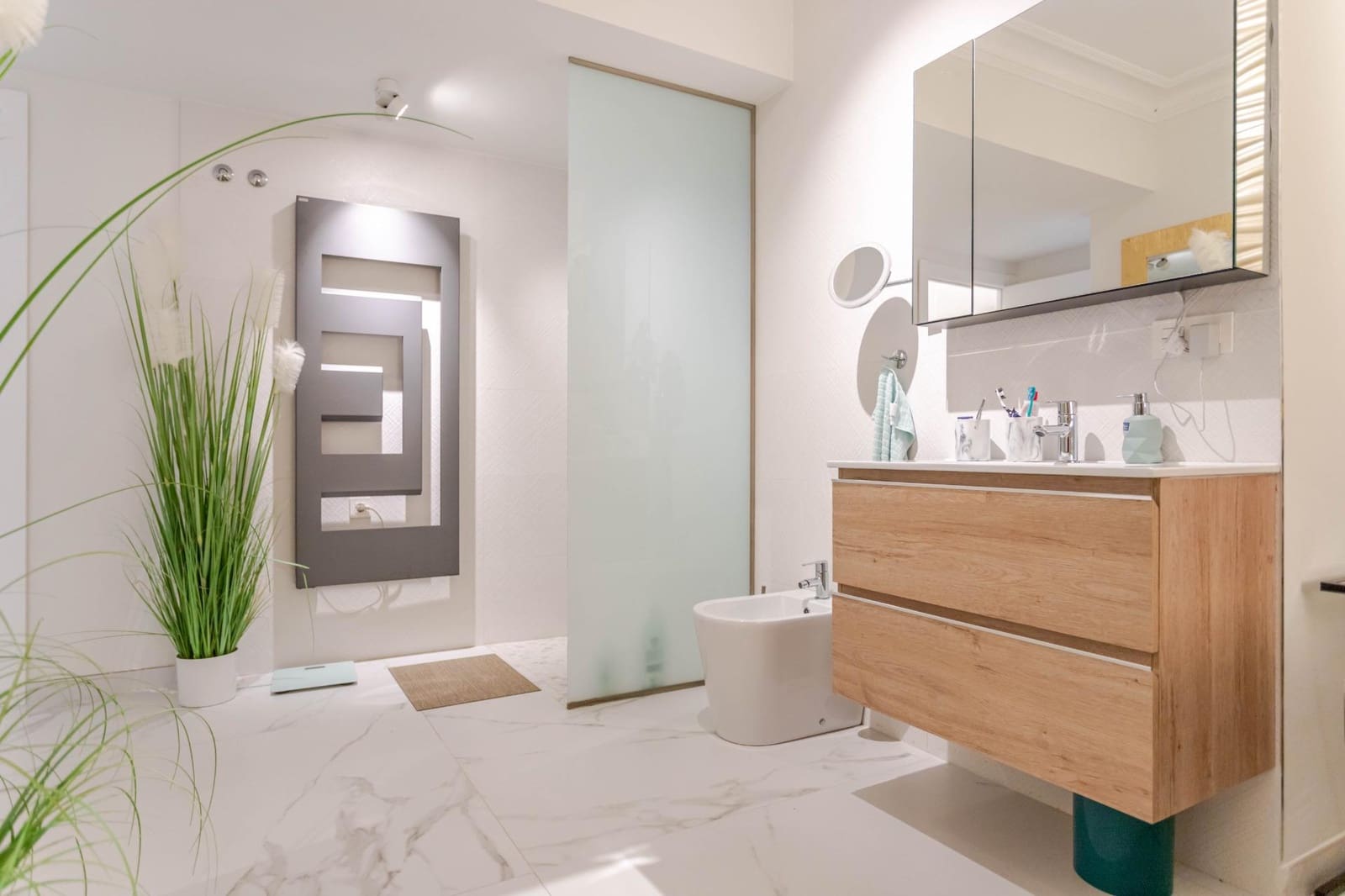 3 bedroom Flat for sale in Torrevieja - € 340,000 (Ref: 9023786)