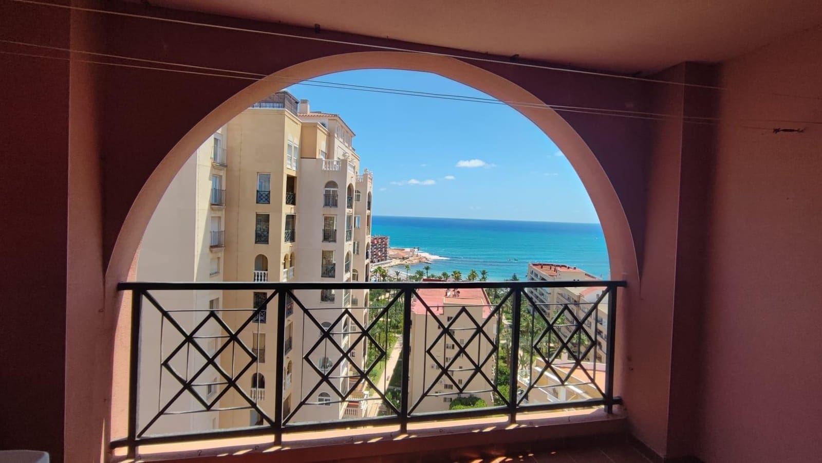 2 sovrum Lägenhet till salu i Torrevieja med pool - 270 000 € (Ref: 9154309)