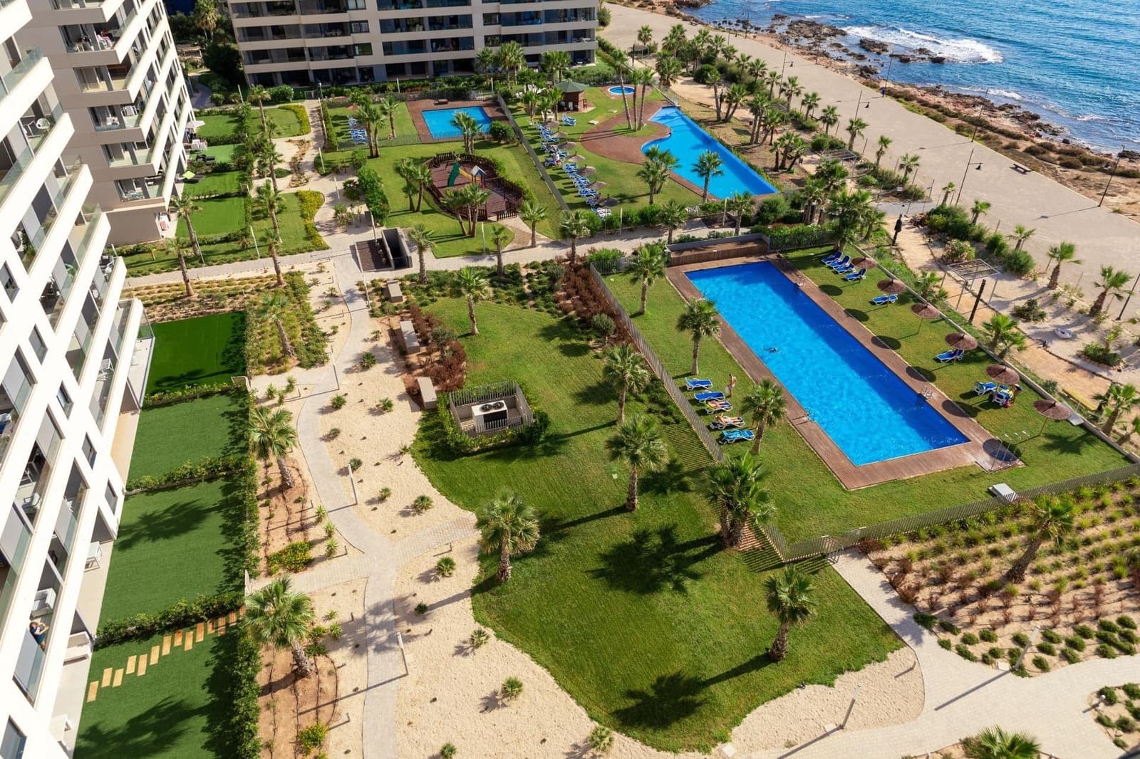 2 sypialnia Apartament przy plaży na sprzedaż w Orihuela Costa z basenem - 445 000 € (Ref: 9174911)