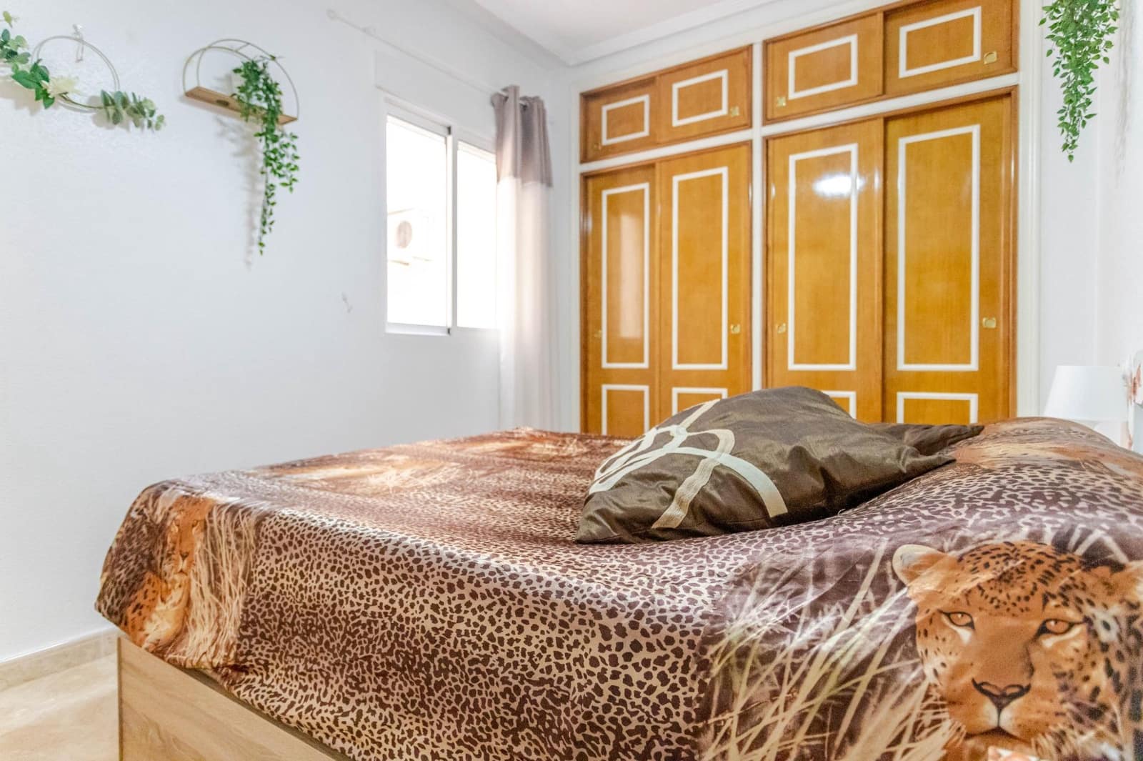 2 sypialnia Mieszkanie na sprzedaż w Torrevieja z basenem - 122 000 € (Ref: 9247147)