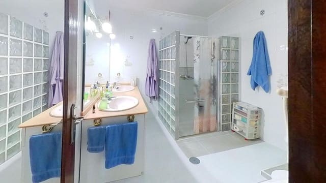 3 quarto Apartamento para venda em Centro, Torrevieja - 167 000 € (Ref: 9322629)