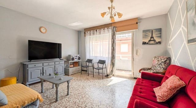 3 slaapkamer Flat te koop in Centro - Muelle Pesquero, Torrevieja - € 133.900 (Ref: 9335263)