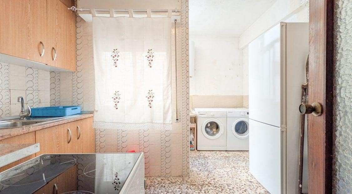 3 slaapkamer Flat te koop in Torrevieja - € 133.900 (Ref: 9335263)