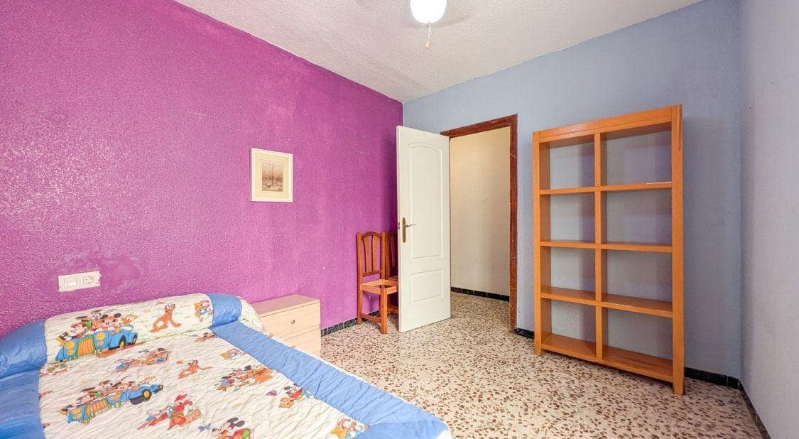 3 slaapkamer Flat te koop in Torrevieja - € 133.900 (Ref: 9335263)