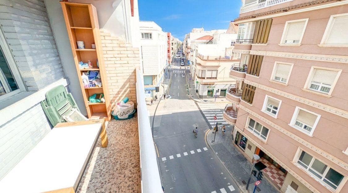 3 slaapkamer Flat te koop in Torrevieja - € 133.900 (Ref: 9335263)