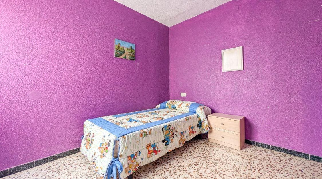 3 slaapkamer Flat te koop in Torrevieja - € 133.900 (Ref: 9335263)