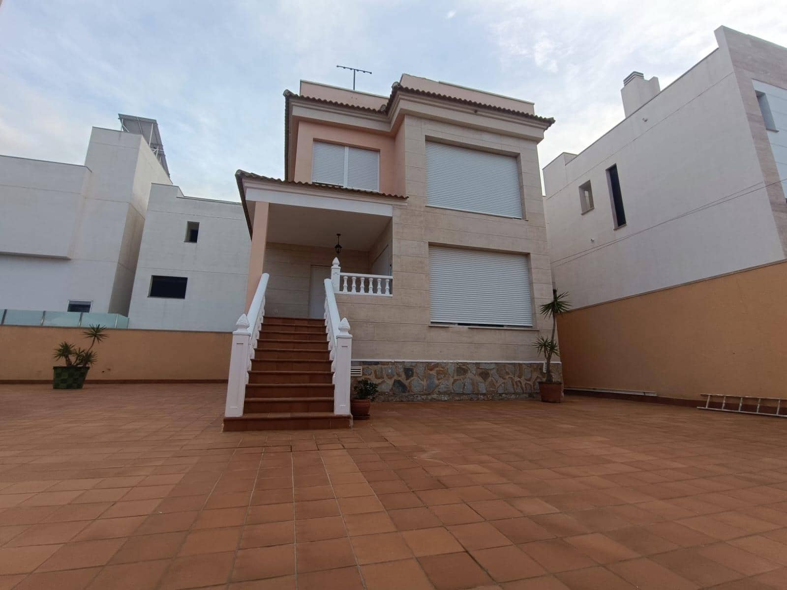 4 sovrum Villa till salu i Orihuela Costa - 289 000 € (Ref: 9401961)