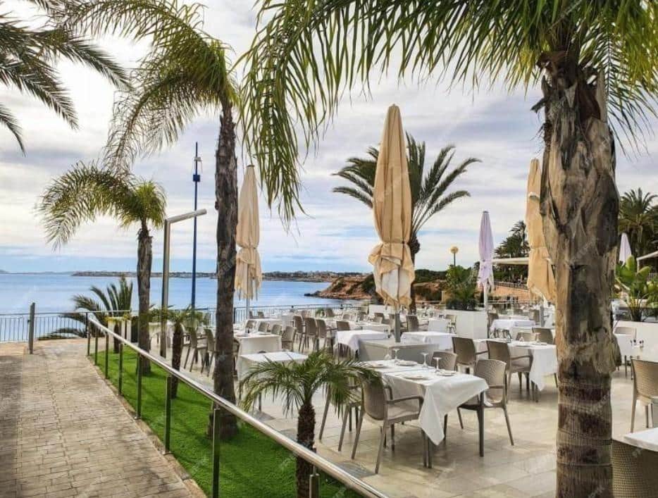 2 quarto Apartamento para venda em Punta Prima com piscina - 305 000 € (Ref: 9450475)