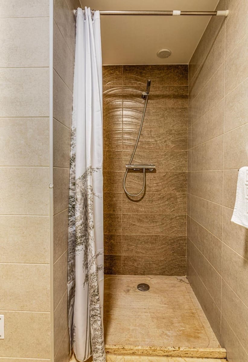 2 quarto Apartamento para venda em Punta Prima com piscina - 305 000 € (Ref: 9450475)