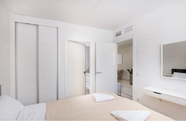 2 makuuhuone Asunto myytävänä paikassa Punta Prima, Torrevieja mukana uima-altaan - 305 000 € (Ref: 9450475)