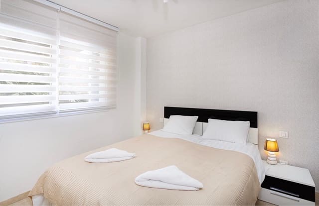 2 makuuhuone Asunto myytävänä paikassa Punta Prima, Torrevieja mukana uima-altaan - 305 000 € (Ref: 9450475)