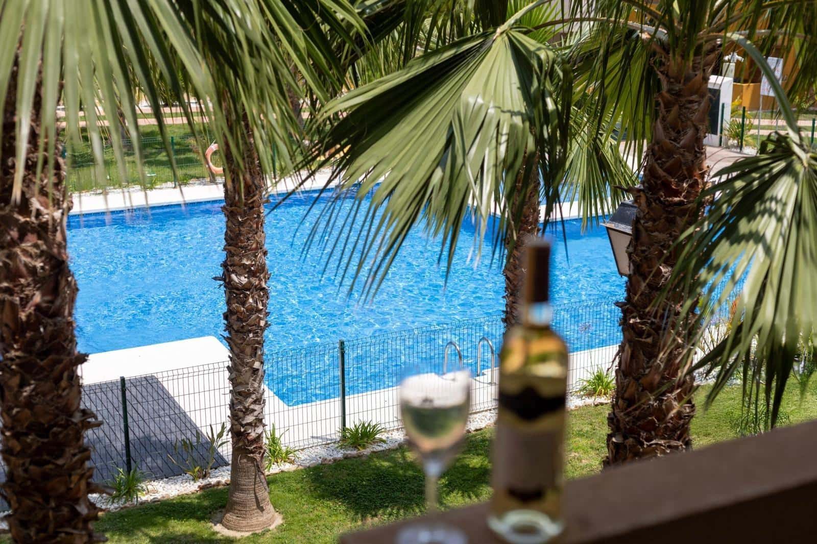 2 quarto Apartamento para venda em Punta Prima com piscina - 305 000 € (Ref: 9450475)