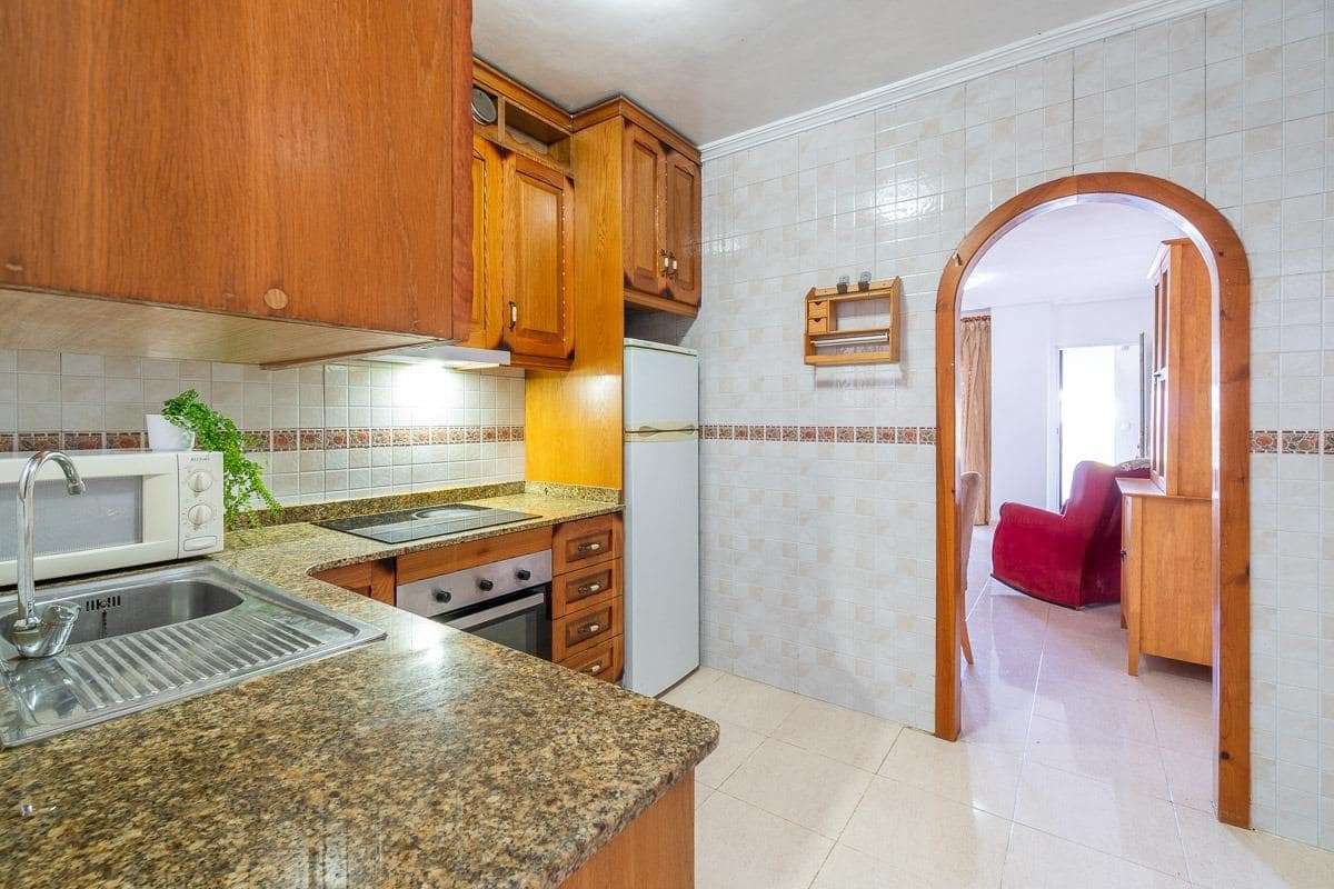 2 Zimmer Apartment zu verkaufen in Orihuela Costa mit Pool - 140.000 € (Ref: 9470633)