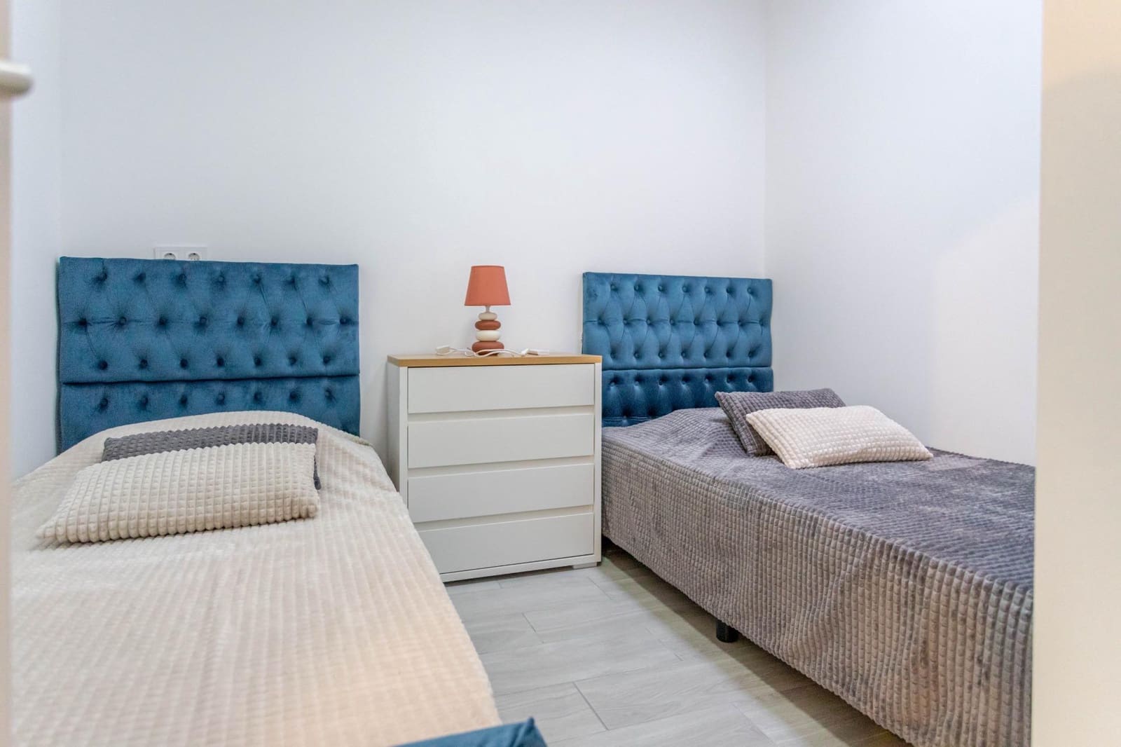 2 slaapkamer Rijtjeshuis te koop in Torrevieja - € 129.900 (Ref: 9496415)