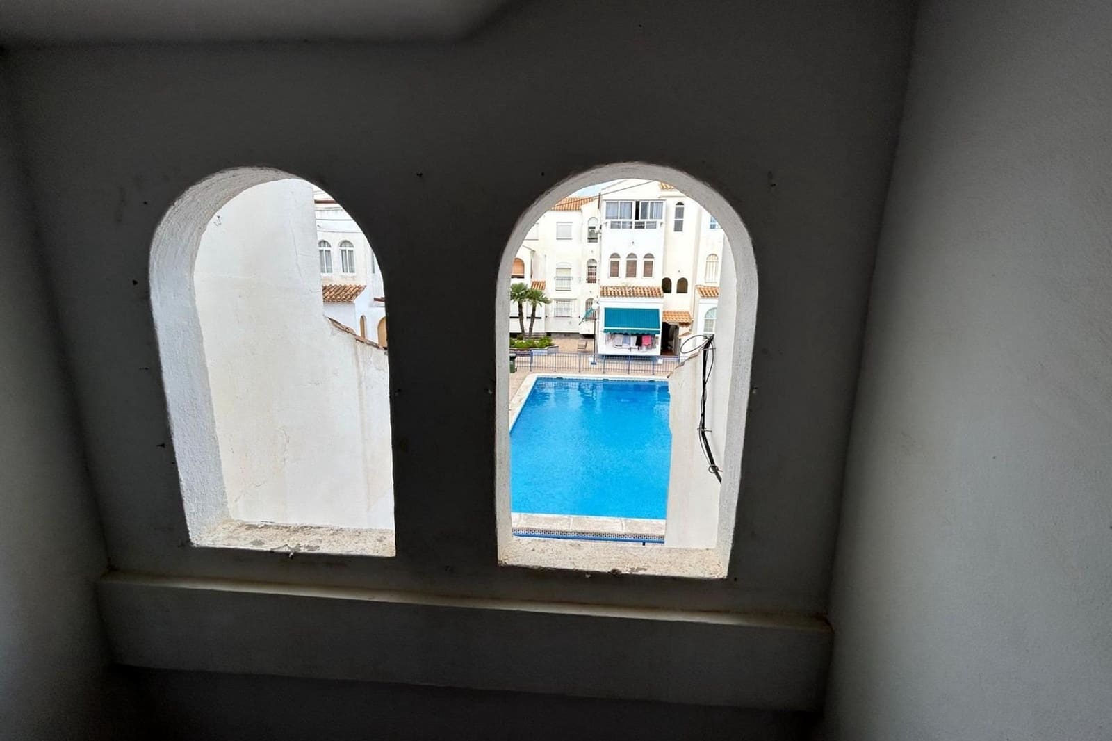 1 Zimmer Apartment zu verkaufen in Torrevieja mit Pool - 98.000 € (Ref: 9497578)