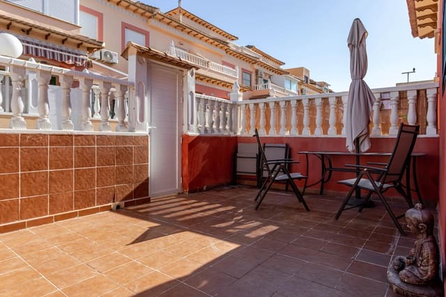 3 slaapkamer Rijtjeshuis te koop in Paraje Natural, Torrevieja met zwembad - € 199.000 (Ref: 9530846)