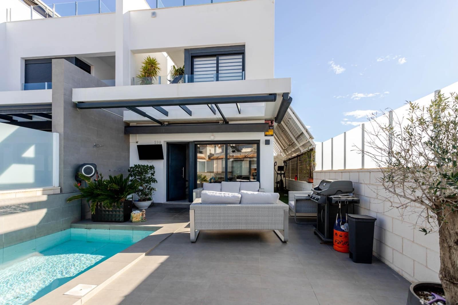 3 quarto Moradia para venda em Orihuela Costa com piscina - 395 000 € (Ref: 9530847)