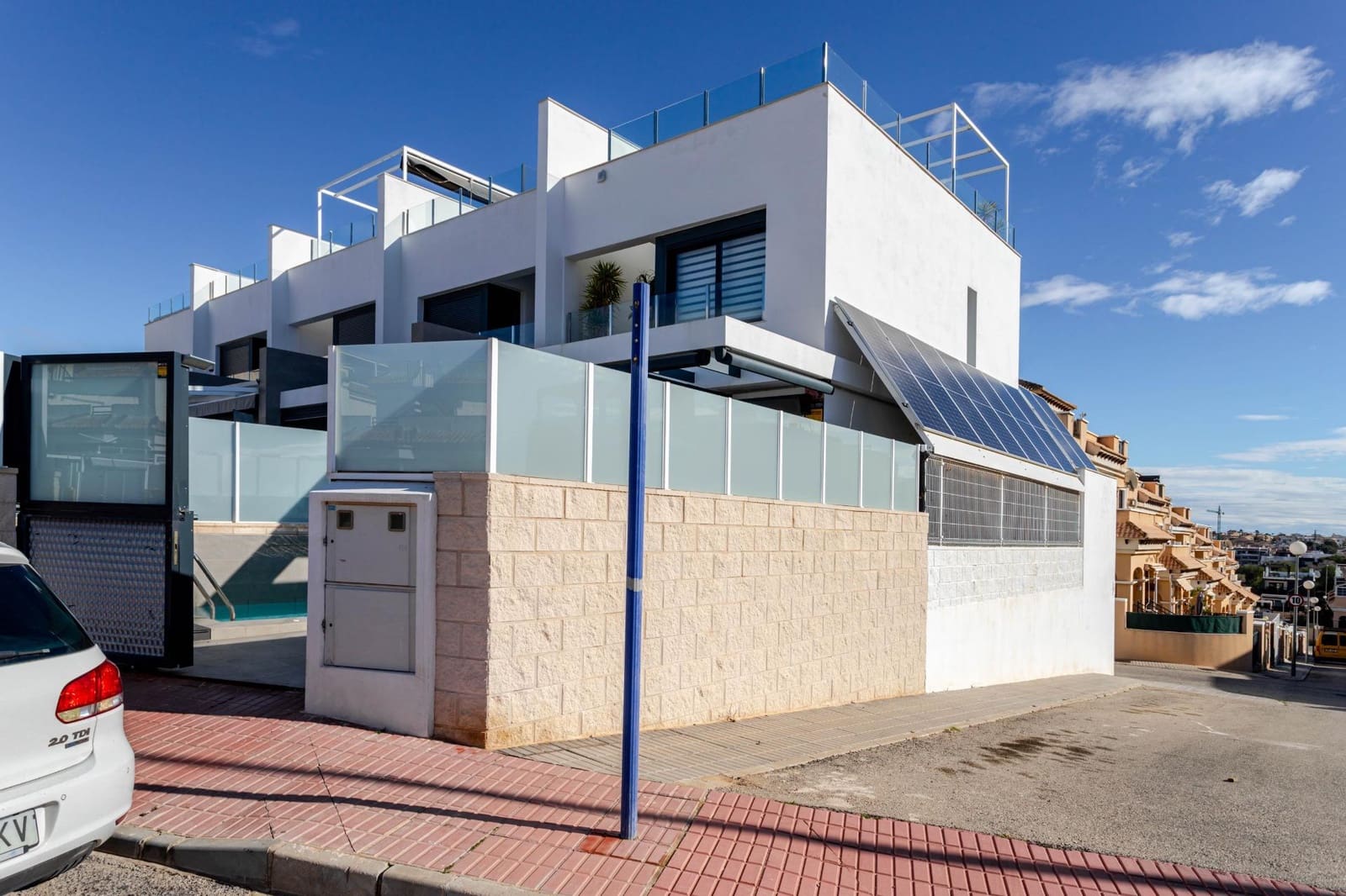 3 quarto Moradia para venda em Orihuela Costa com piscina - 395 000 € (Ref: 9530847)