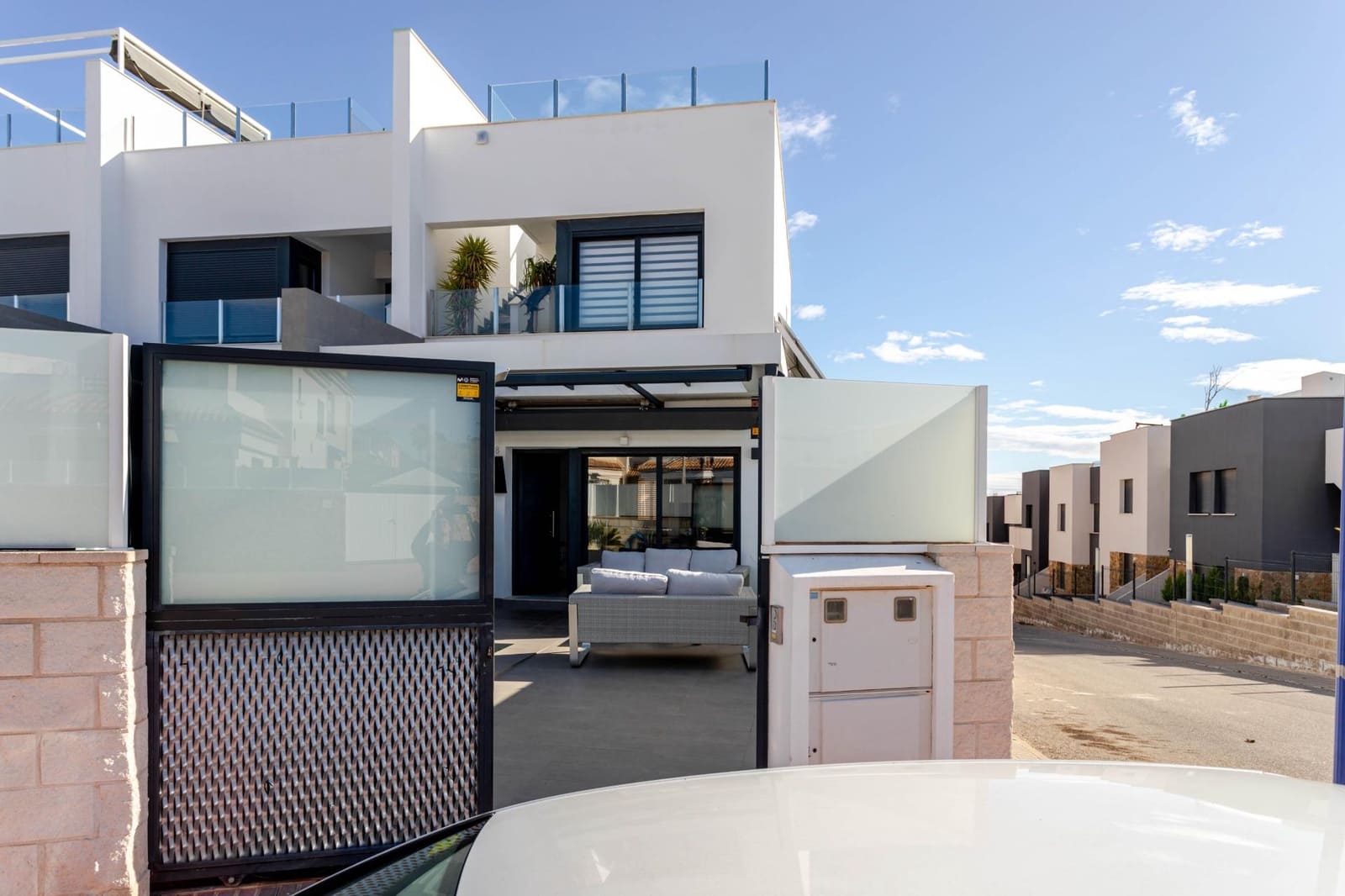 3 quarto Moradia para venda em Orihuela Costa com piscina - 395 000 € (Ref: 9530847)