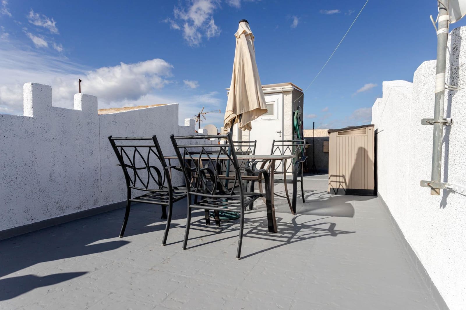 2 makuuhuone Rivitalo myytävänä paikassa Torrevieja - 129 990 € (Ref: 9562096)