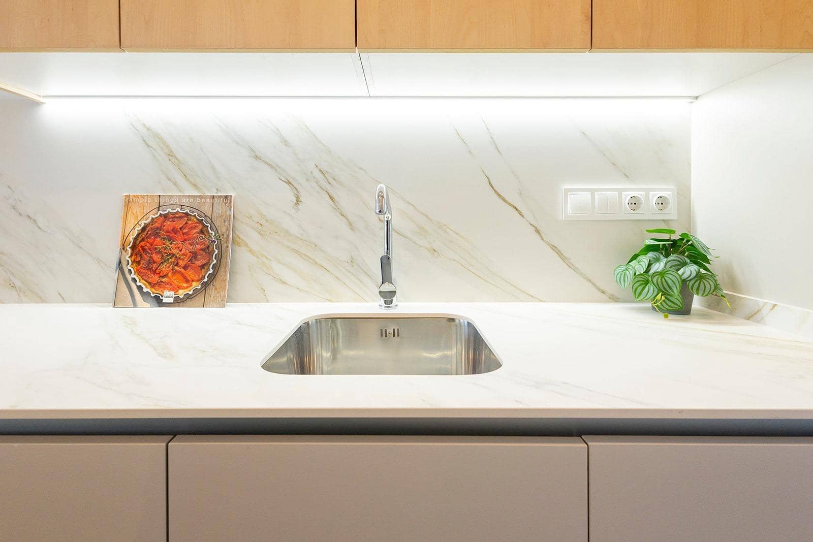 3 bedroom Apartment for sale in Vistabella with pool - € 299,000 (Ref: 9591598)