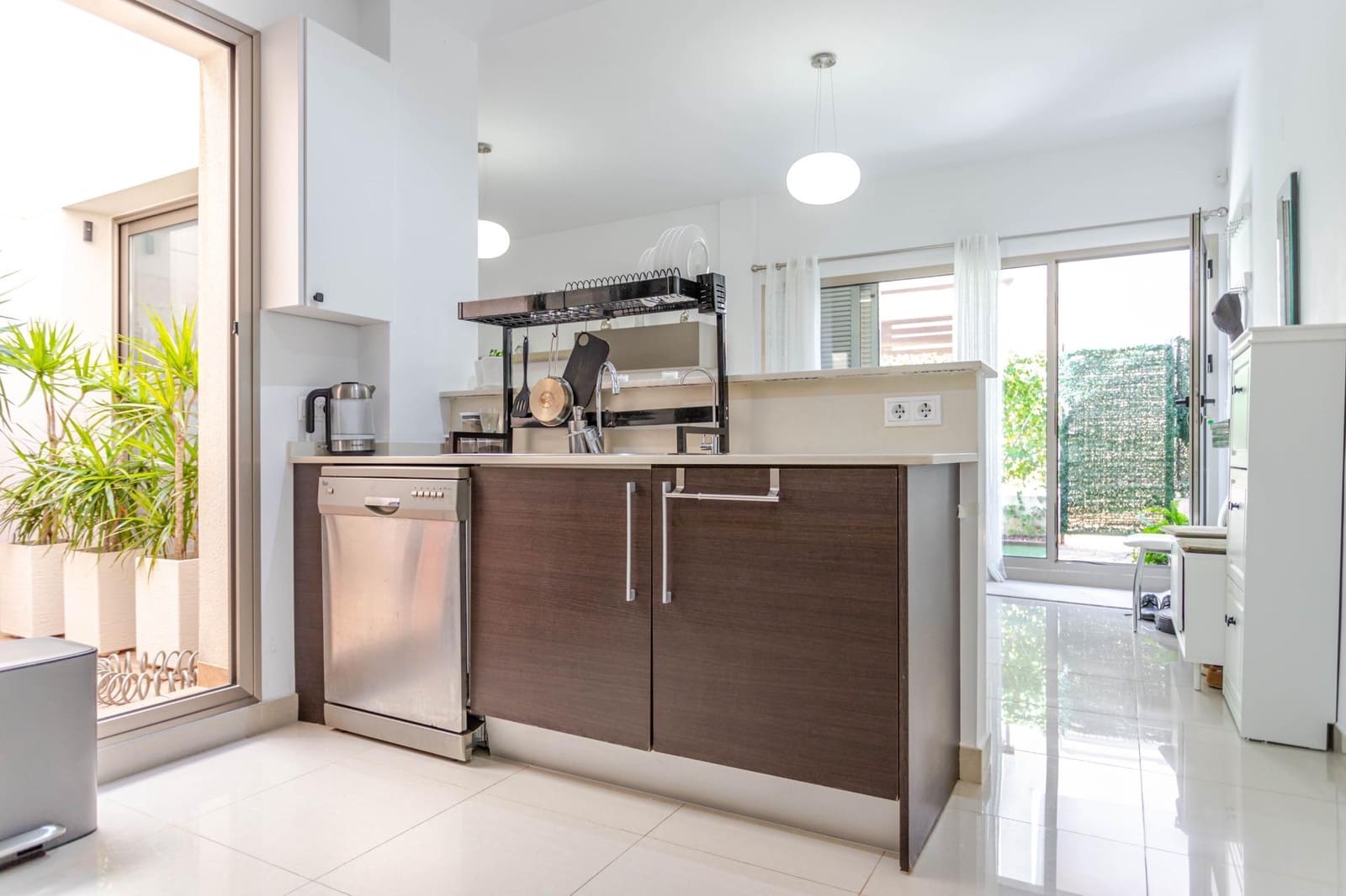 3 bedroom Terraced Villa for sale in Punta Prima with pool - € 375,000 (Ref: 9605214)