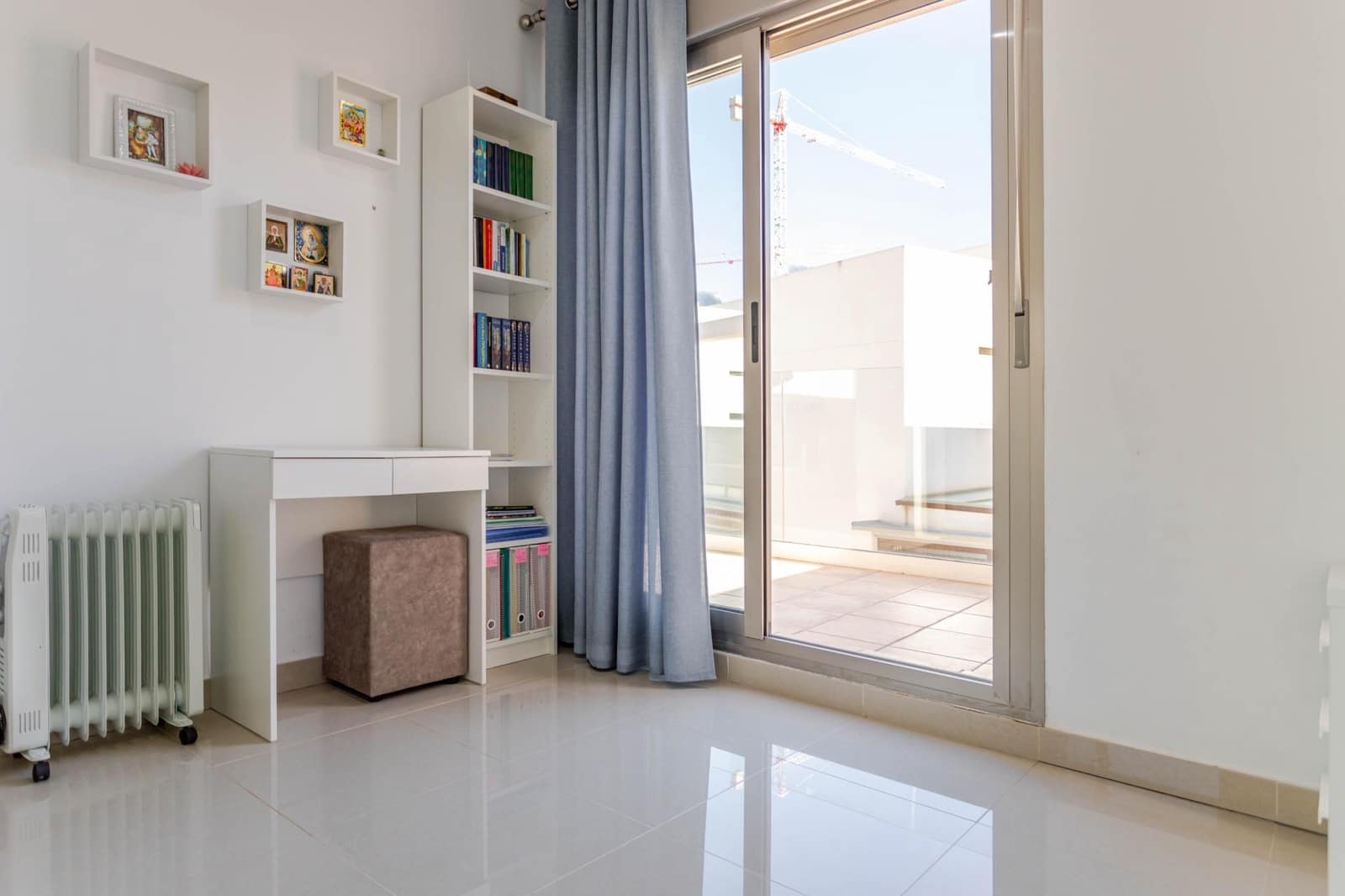 3 bedroom Terraced Villa for sale in Punta Prima with pool - € 375,000 (Ref: 9605214)