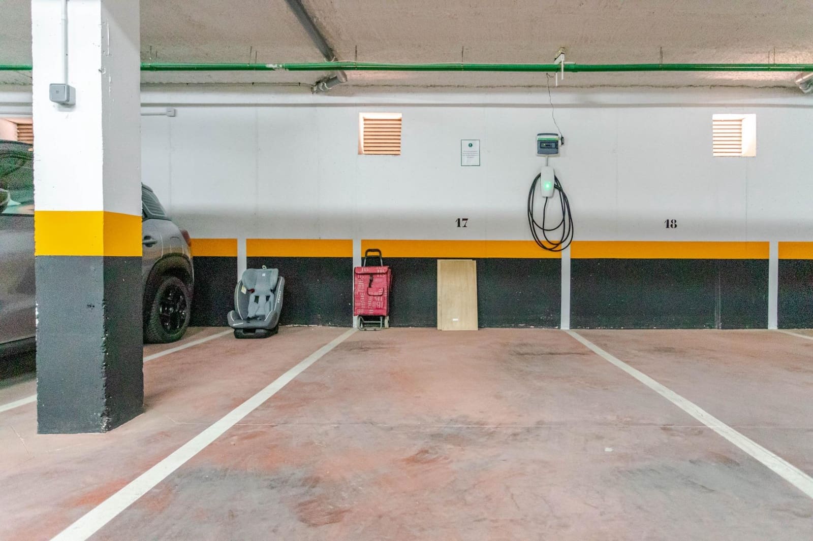 3 bedroom Terraced Villa for sale in Punta Prima with pool - € 375,000 (Ref: 9605214)