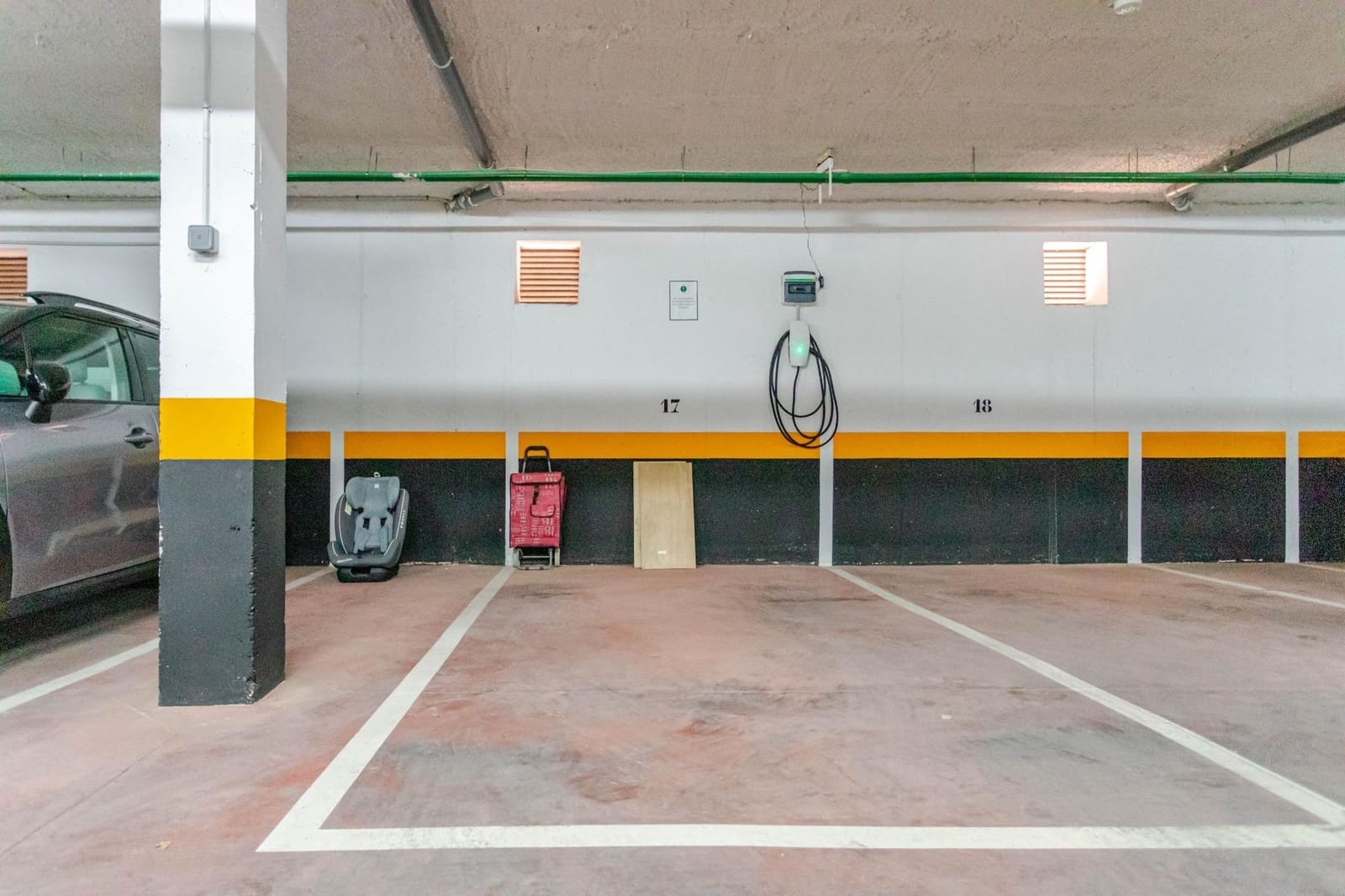 3 bedroom Terraced Villa for sale in Punta Prima with pool - € 375,000 (Ref: 9605214)