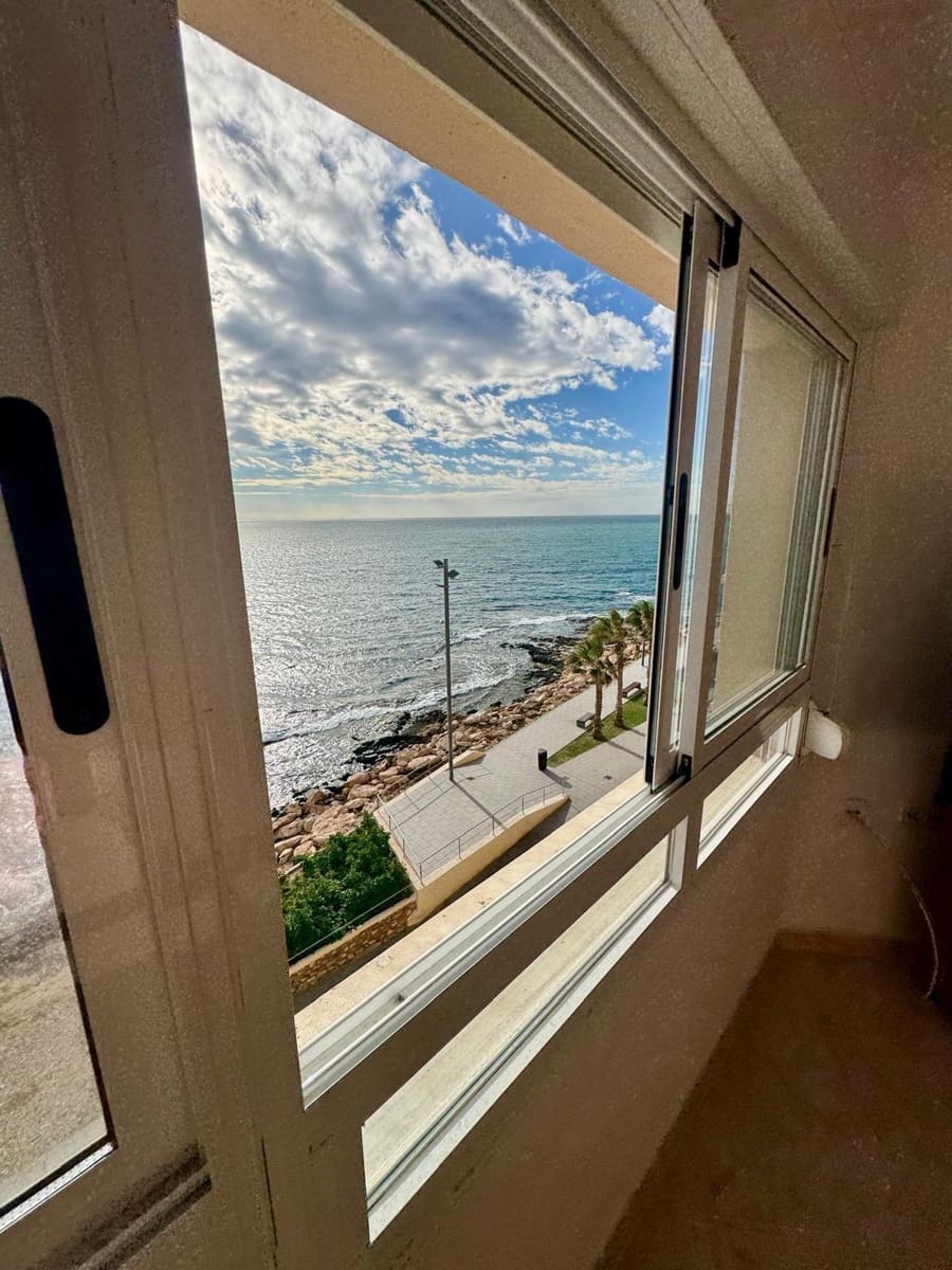 Apartamento de 4 habitaciones en Torrevieja en venta con piscina - 360.000 € (Ref: 9616104)