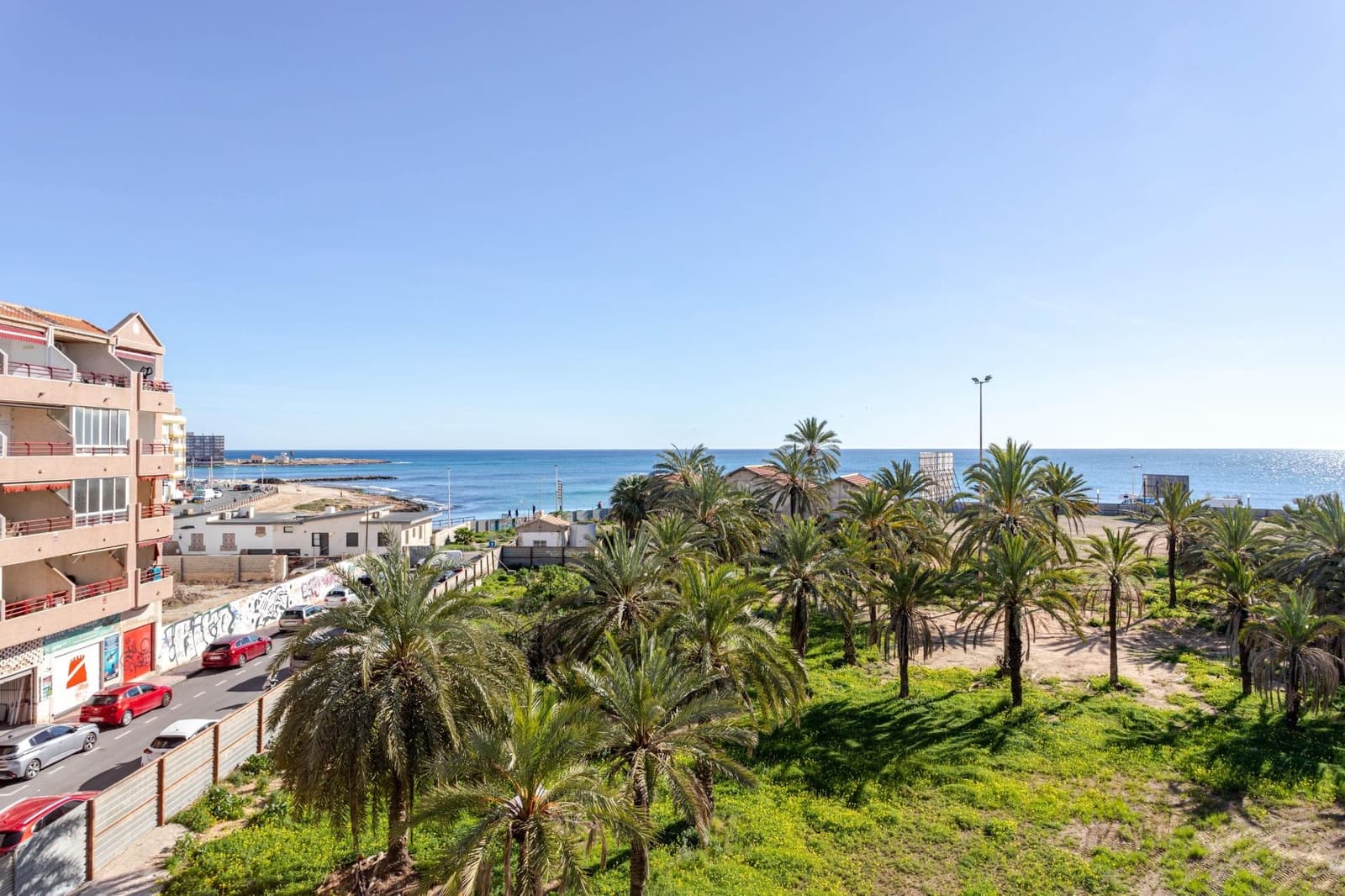 2 soverom Leilighet til salgs i Torrevieja med garasje - € 184 990 (Ref: 9616105)