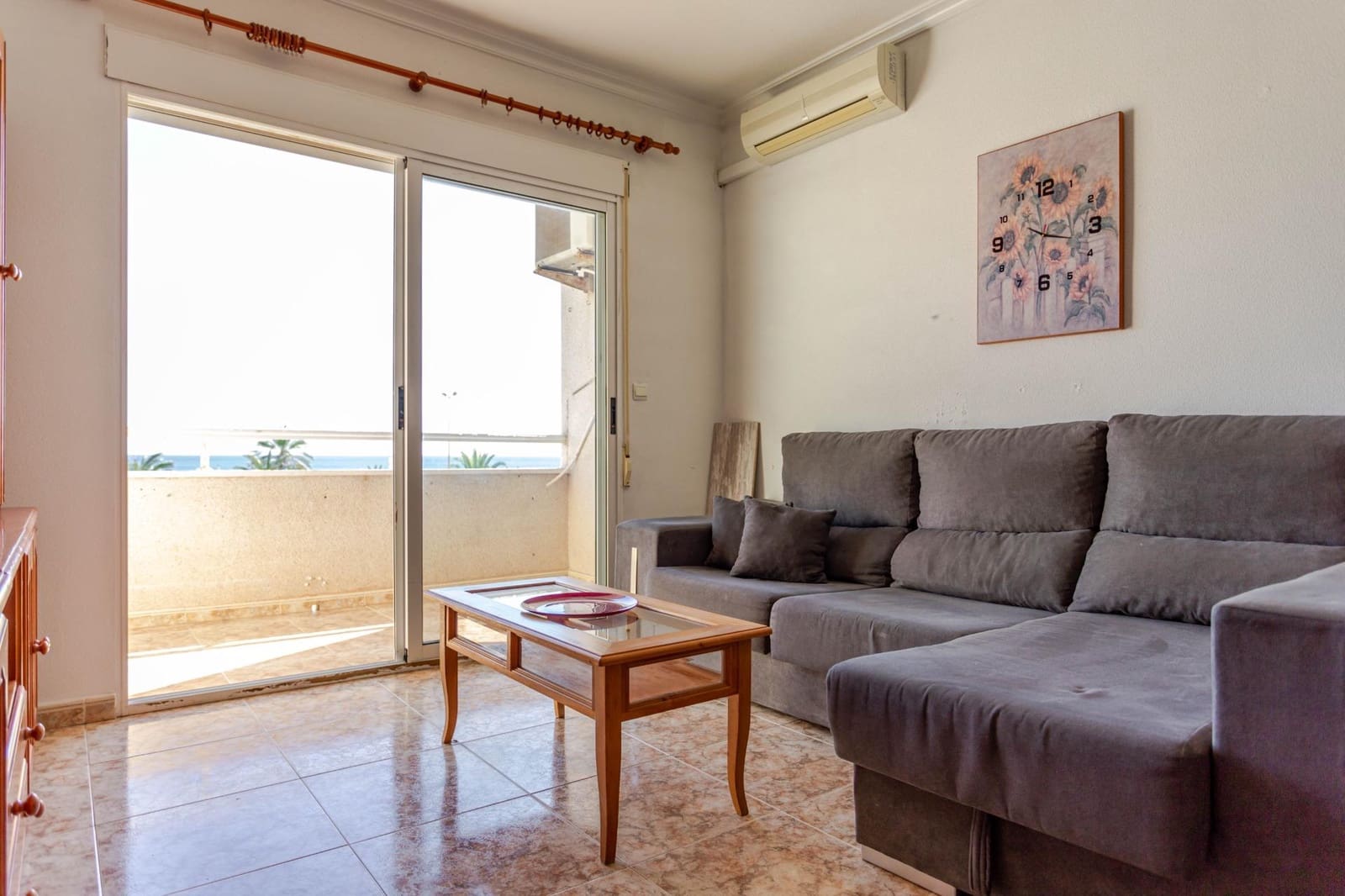 2 soverom Leilighet til salgs i Torrevieja med garasje - € 184 990 (Ref: 9616105)