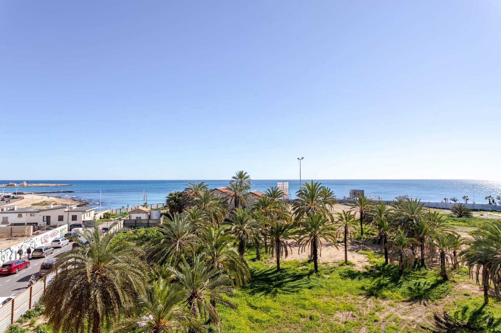 2 soverom Leilighet til salgs i Torrevieja med garasje - € 184 990 (Ref: 9616105)