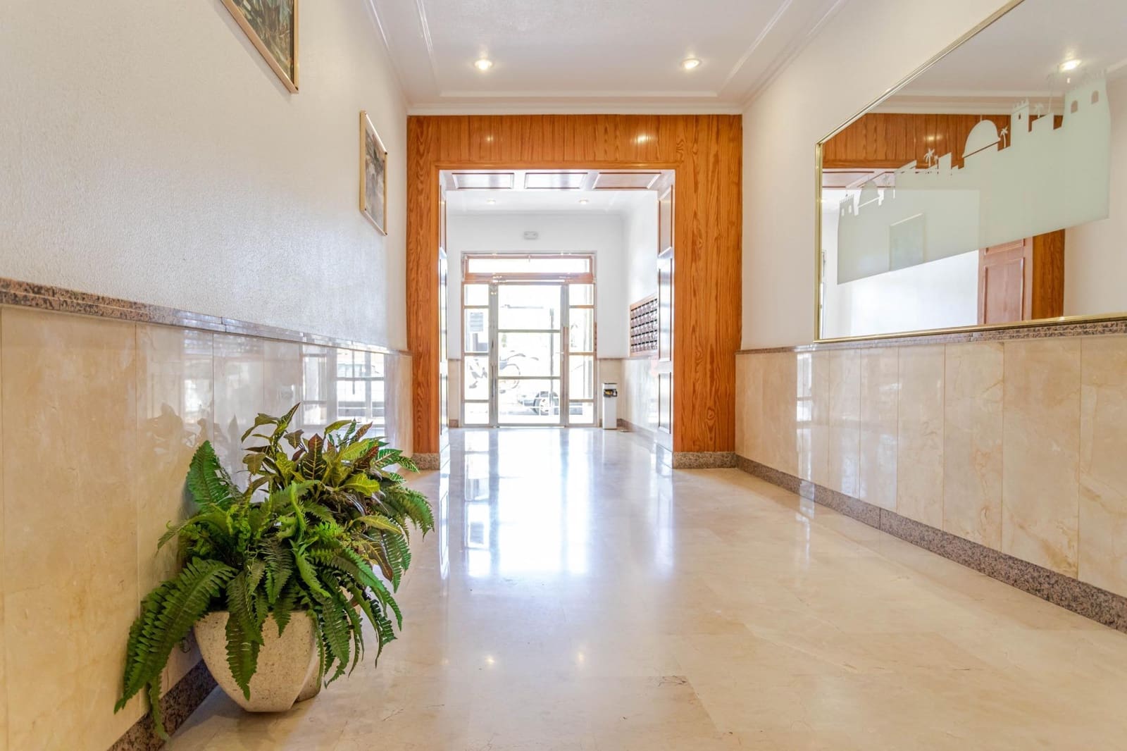 2 soverom Leilighet til salgs i Torrevieja med garasje - € 184 990 (Ref: 9616105)