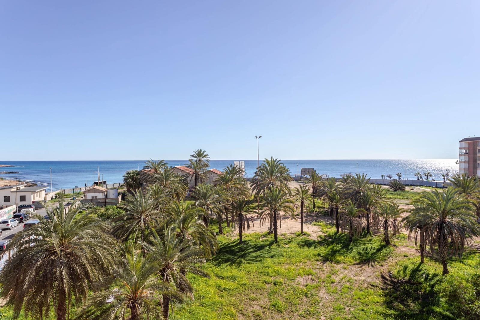 2 soverom Leilighet til salgs i Torrevieja med garasje - € 184 990 (Ref: 9616105)