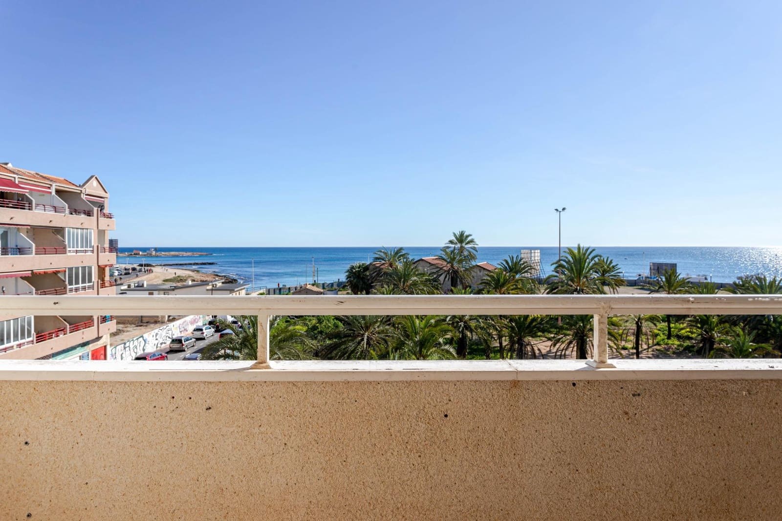 2 soverom Leilighet til salgs i Torrevieja med garasje - € 184 990 (Ref: 9616105)