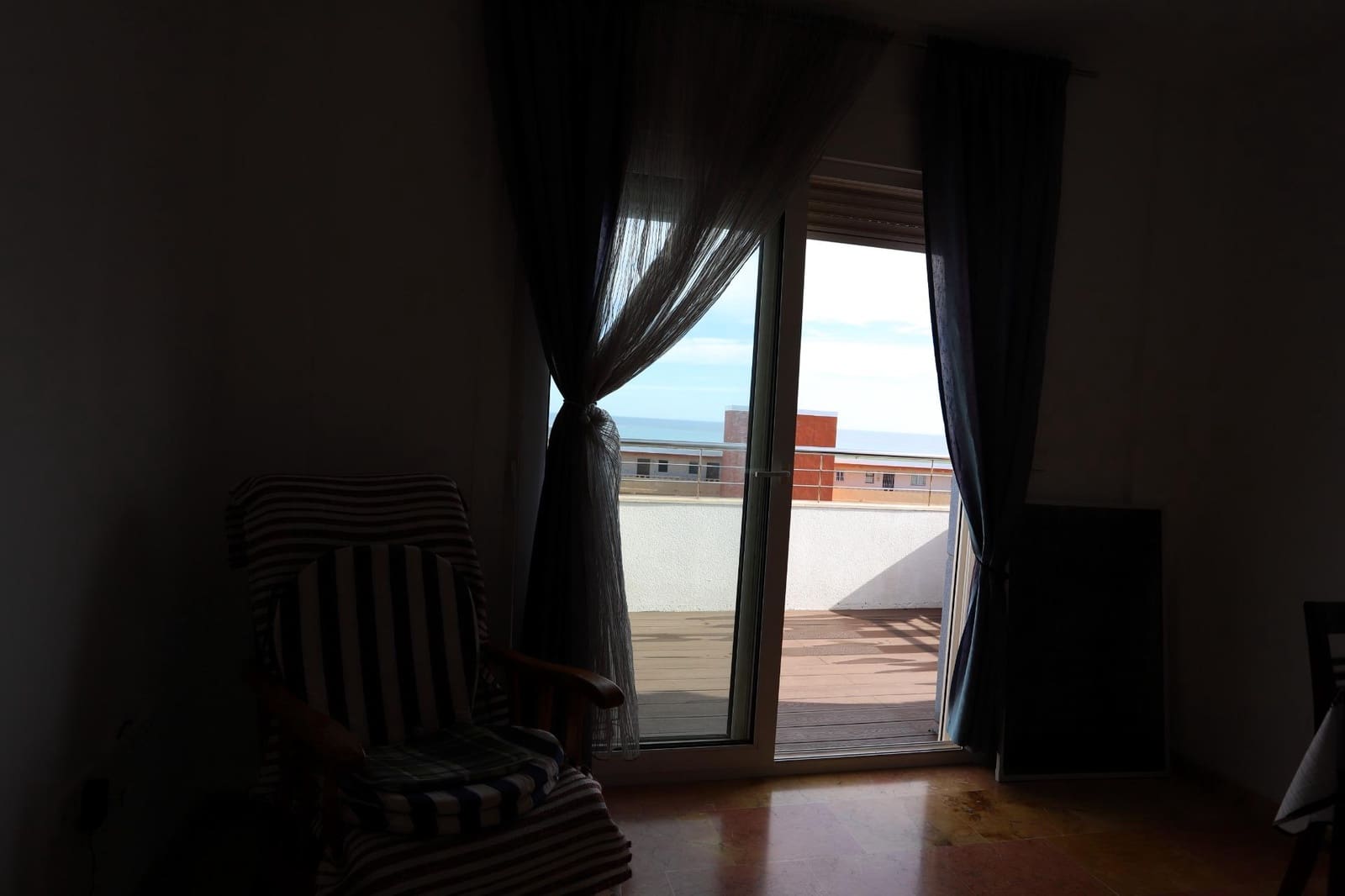 2 soverom Penthouse til salgs i Torrevieja med svømmebasseng - € 299 990 (Ref: 9627831)