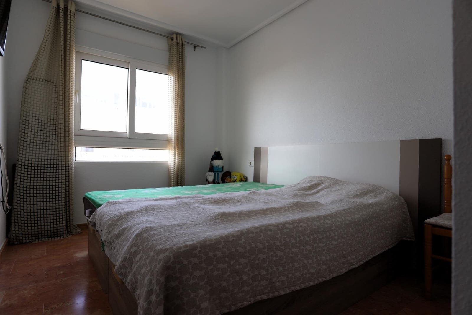 2 soverom Penthouse til salgs i Torrevieja med svømmebasseng - € 299 990 (Ref: 9627831)