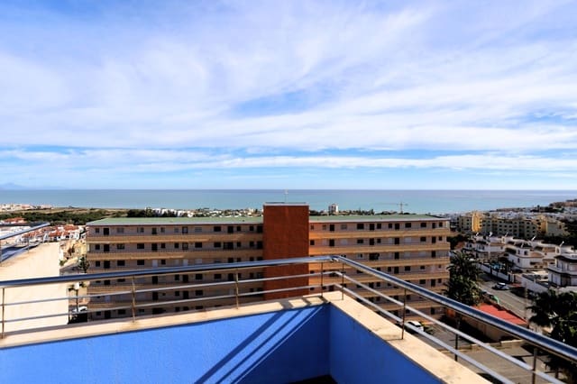 2 makuuhuone Kattohuoneisto myytävänä paikassa Torreblanca, Torrevieja mukana uima-altaan - 299 990 € (Ref: 9627831)