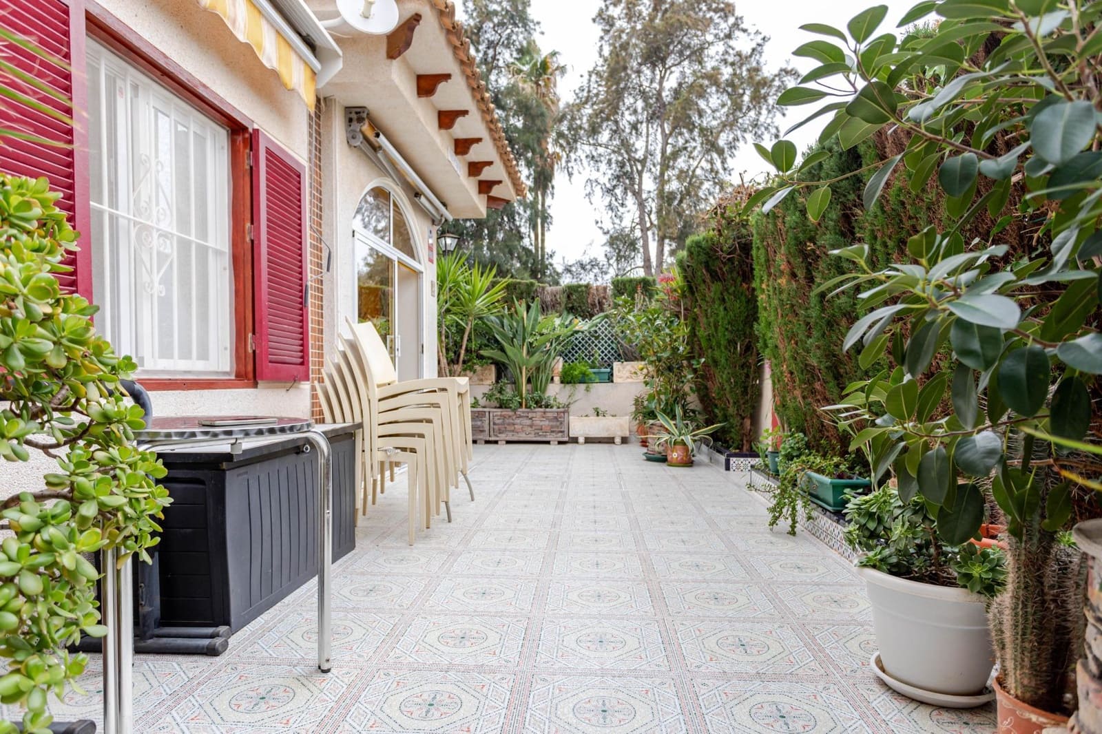 2 bedroom Bungalow for sale in Torrevieja with pool - € 168,000 (Ref: 9648390)