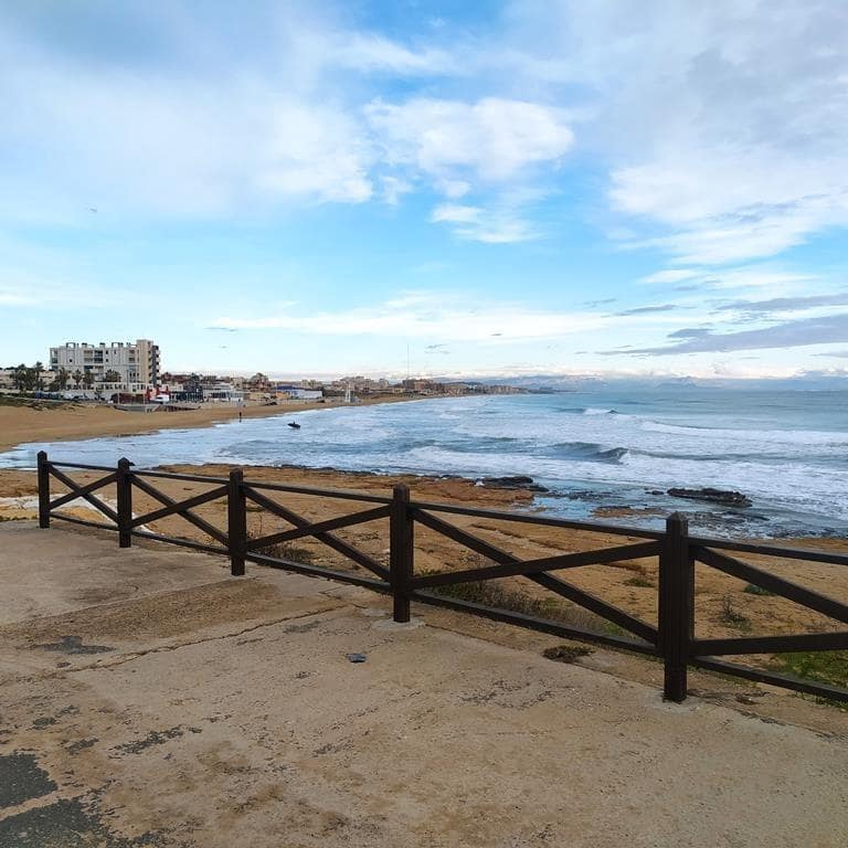 Studio til salg i Torrevieja - € 112.500 (Ref: 9670929)