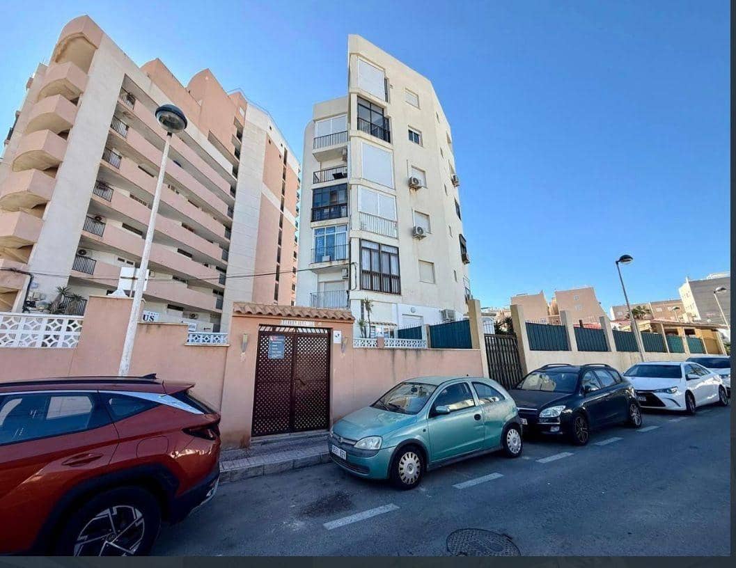 Studio til salg i Torrevieja - € 112.500 (Ref: 9670929)