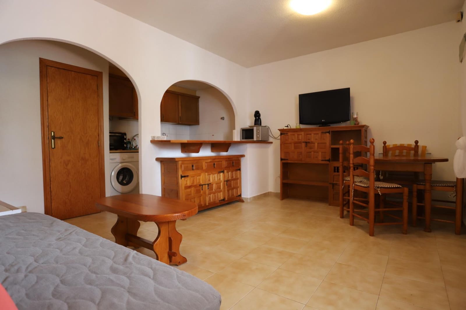 2 makuuhuone Rivitalo myytävänä paikassa Torrevieja mukana uima-altaan - 115 000 € (Ref: 9686780)