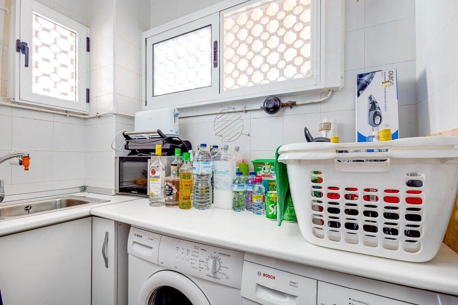 2 makuuhuone Kattohuoneisto myytävänä paikassa Orihuela Costa mukana uima-altaan - 194 990 € (Ref: 9702138)