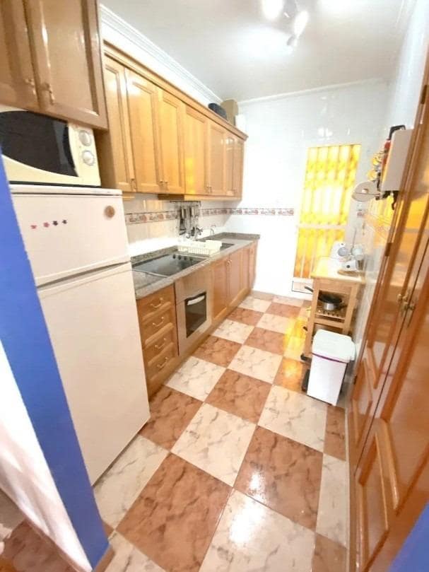 2 bedroom Flat for sale in La Zenia with pool - € 159,000 (Ref: 9741911)